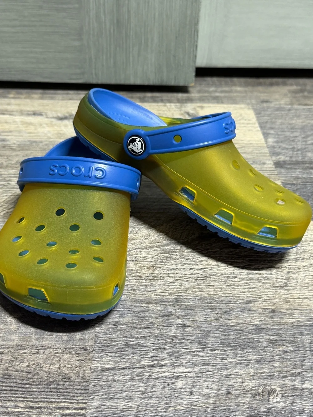 Crocs Classic Translucent Green Yellow Blue Clogs Shoes Rare Color Y2K Retro